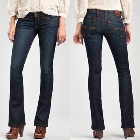 Lucky Brand Charlie Baby Boot Bootcut Dark Wash Denim Jeans Size 6 28 - Picture 1 of 9